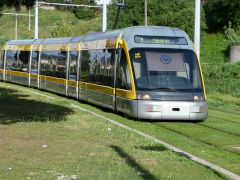 
Metro tram '026' at Porto, April 2012